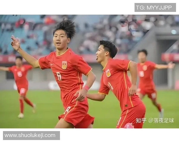 赛后分析:西安足球队与成都足球队的战术意识与表现对比 赛后分析:西安足球队与成都足球队的战术意识与表现对比