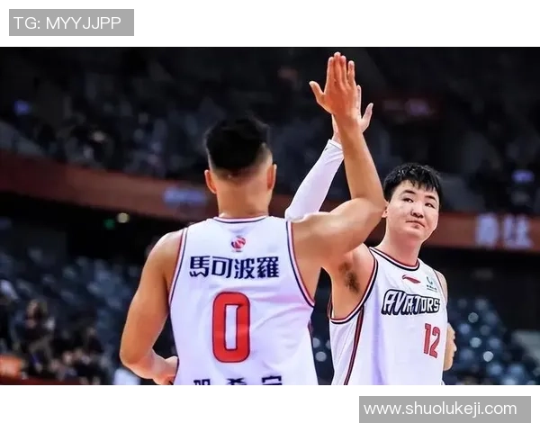 深圳篮球队在冠军赛中的速度优势与战术解析 深圳篮球队在冠军赛中的速度优势与战术解析